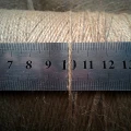 sznurek-jutowy-1,5mm-2nici-makro-linijka.jpg